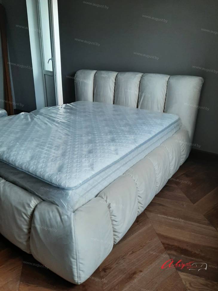 Кровать с мягким изголовьем AL-0004 August Paffutto